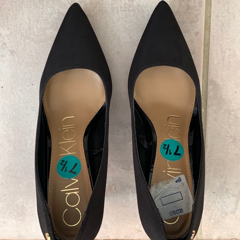 Calvin Klein Pumps